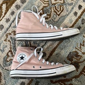 Converts high tops pink